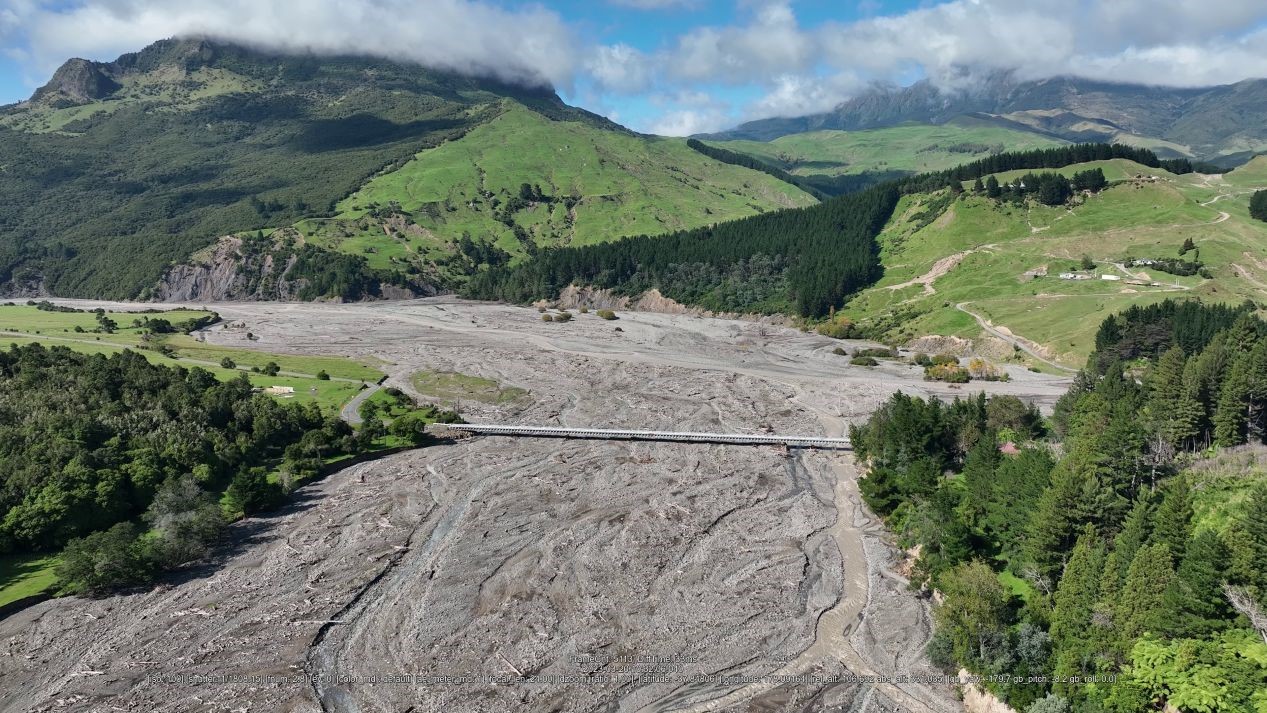 Waiapu braider river